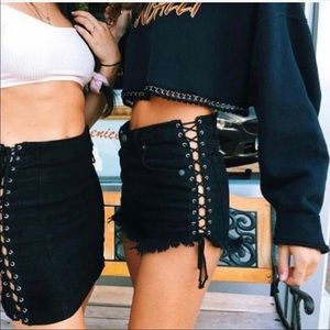 BNWT LF carmar black lace up side shorts